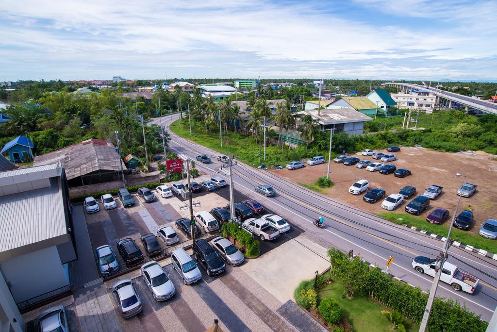 Coco View Hotel Samut Songkhram Екстер'єр фото