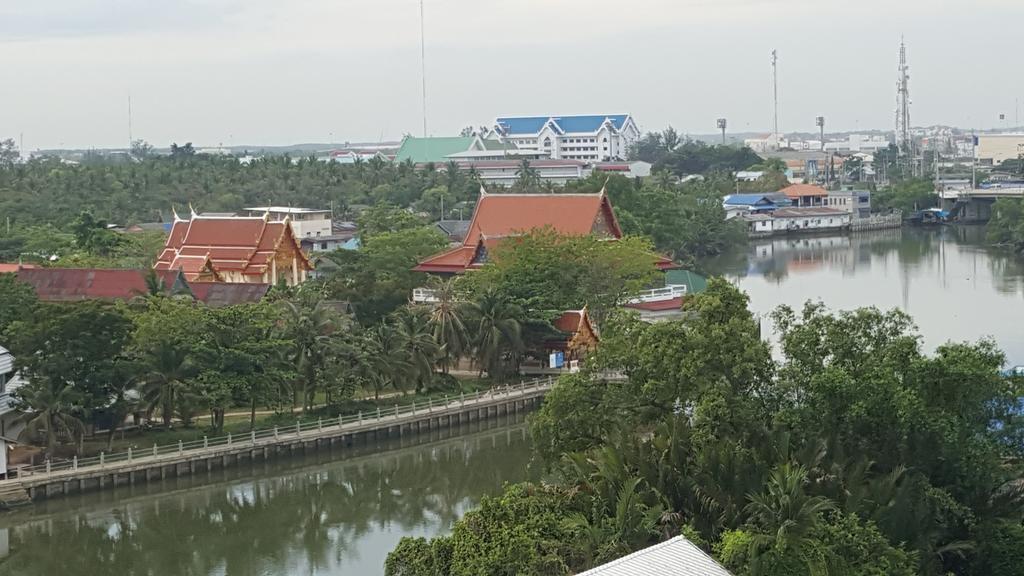 Coco View Hotel Samut Songkhram Екстер'єр фото