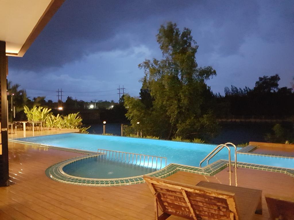 Coco View Hotel Samut Songkhram Екстер'єр фото